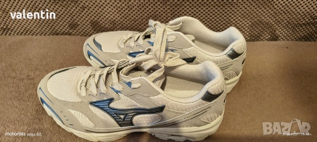 оригинални маратонки mizuno , снимка 4 - Маратонки - 55104358