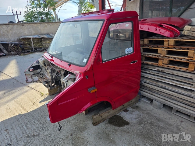 ивек дейли 3510 с кран, снимка 5 - Бусове и автобуси - 55042605