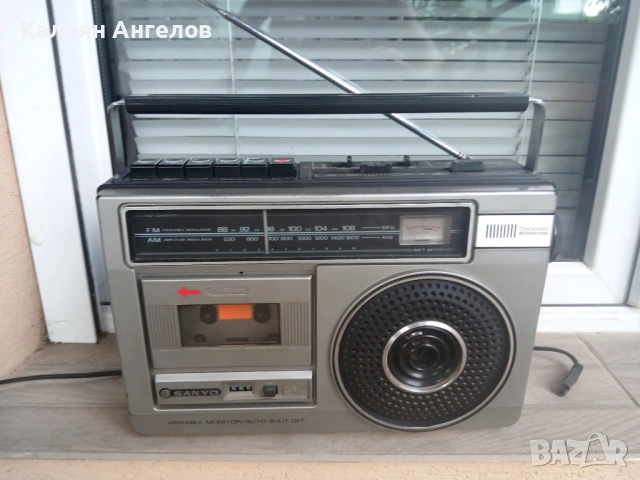 SANYO M2462F, снимка 2 - Радиокасетофони, транзистори - 54936216