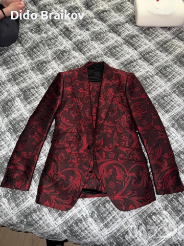 Костюм Dolce Gabbana, снимка 2 - Костюми - 54754231