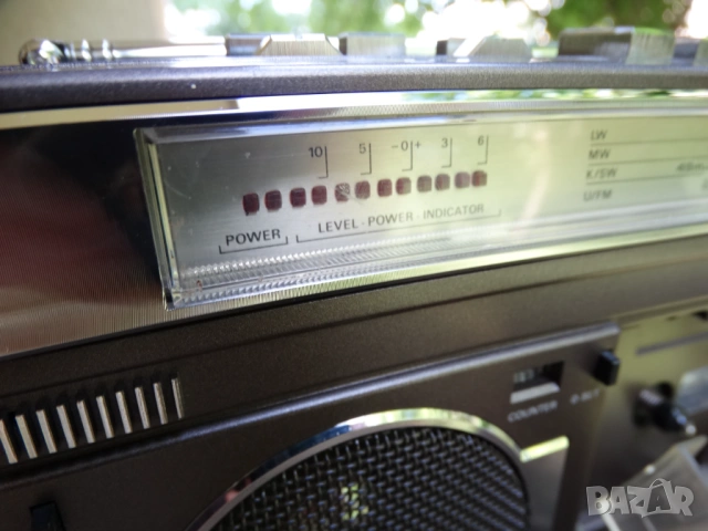 GRUNDIG RR 550 ..., снимка 6 - Радиокасетофони, транзистори - 54721418