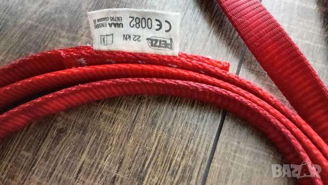 карабинер самохват ремък алпинизъм катерене petzl, снимка 3 - Други спортове - 55230459