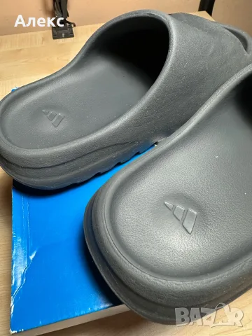 Продавам оригинални чехли Adidas в отлично състояние., снимка 2 - Чехли - 55418053