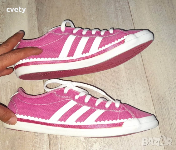 Юношески кецове Adidas , снимка 5 - Детски маратонки - 54093724