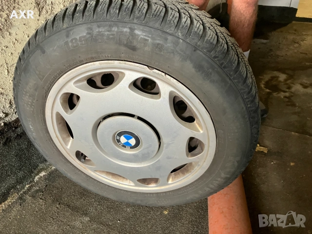 зимни гуми KUMHO 185/65/ 15 с железни джанти и тасове БМВ, снимка 5 - Гуми и джанти - 54780680