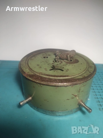 Стар Механичен Часовник , снимка 7 - Антикварни и старинни предмети - 54001066