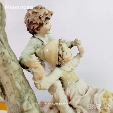 Голяма фигура Capodimonte подписана B. Merli., снимка 12 - Колекции - 55255791