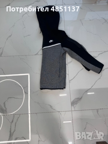 Nike tech fleece сив и черен горница и долиница, снимка 4 - Спортни дрехи, екипи - 54825374