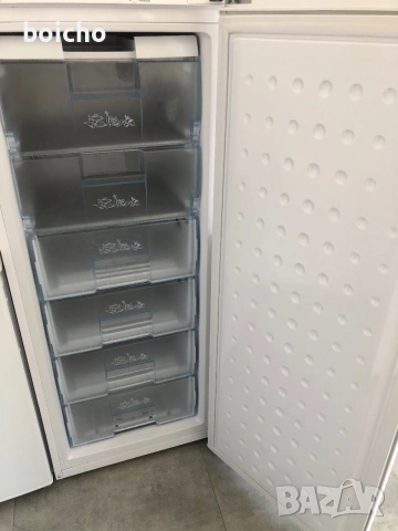 Фризер Beko F5210-HC , снимка 3 - Фризери - 55044057