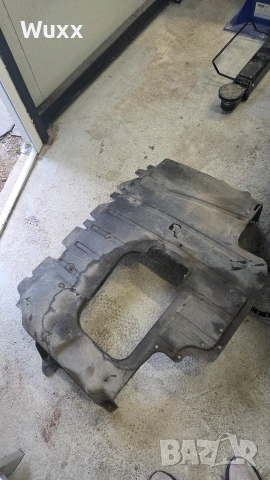 Кора под мотор Vw golf 3, снимка 5 - Аксесоари и консумативи - 54058078