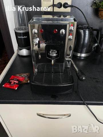 Кафемашина La Piccola Sara Vapore Acqua . ITALY. С хартиени дози, снимка 7 - Кафемашини - 54517392