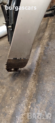 Калник десен Ford Galaxy 2005г, снимка 2 - Части - 54218944