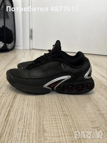 Обувки Nike air max dn в много добро състояние!, снимка 2 - Маратонки - 55530444