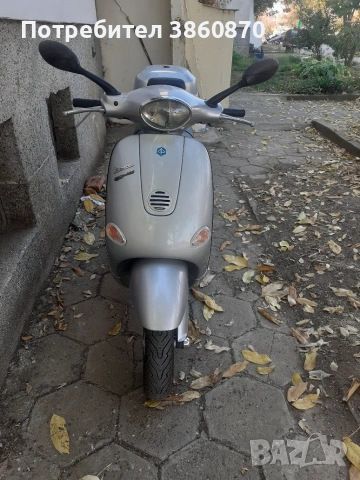 Продавам Piaggio Vespa ET4, снимка 2 - Мотоциклети и мототехника - 55076934