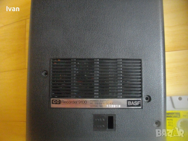 BASF CC RECORDER 9100 ПОРТАТИВЕН КАСЕТОФОН ОТ 1971-1973г.РЕТРО ВИНТИДЖ С КОЖЕН КАЛЪФ ОТЛИЧНО РАБОТЕЩ, снимка 14 - Радиокасетофони, транзистори - 54904268