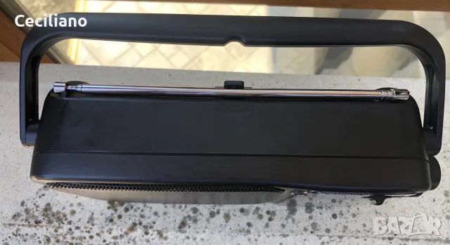 Запазено Преносимо радио -Panasonic RF-2400 , снимка 5 - Радиокасетофони, транзистори - 55669347