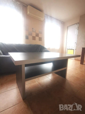 Продавам масивна холна маса в перфектно състояние 125/85/вис 55, снимка 3 - Маси - 55003066