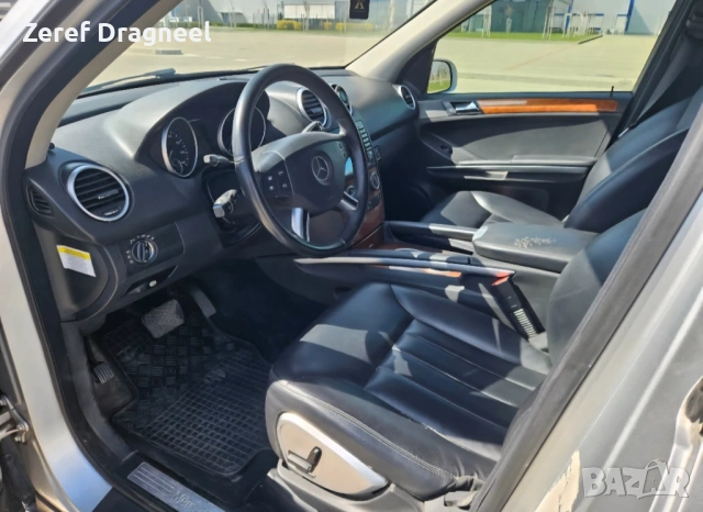 Mercedes-Benz ML 350, снимка 12 - Автомобили и джипове - 54423413