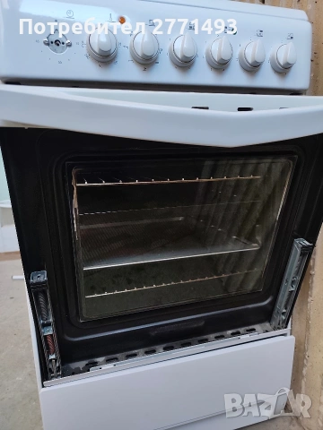 Готварска печка Индезит, снимка 4 - Печки, фурни - 54101755