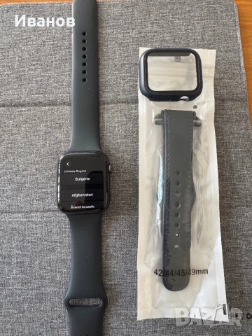 Apple Watch SE 2020 44mm, снимка 6 - Смарт часовници - 54308406