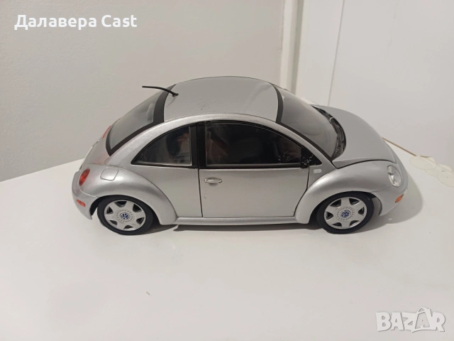 1/18 Volkswagen New Beetle Solido , снимка 7 - Колекции - 54198052