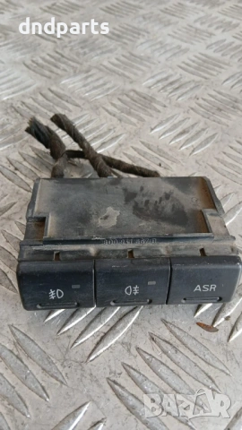 Панел бутони Audi A4 2000 8D0941567B