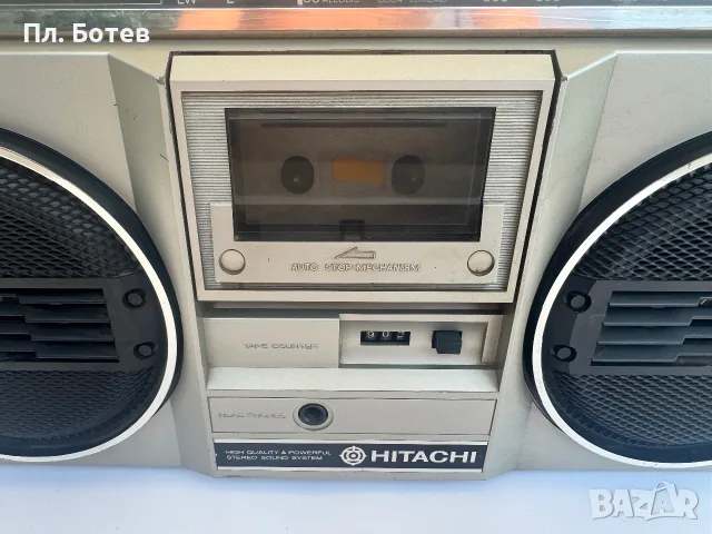 Радиокасетофон Hitachi TRK-7011E, снимка 3 - Радиокасетофони, транзистори - 55551779