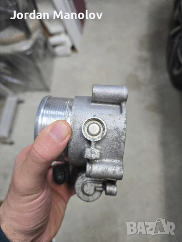 Продавам дросел 06Q133062A за 2.0TFSI, снимка 2 - Части - 54547478