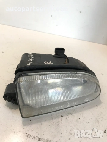 Халогенна светлина за мъгла предна дясна за Chrysler Pt Cruiser 2.2 Crd (2004) 223073-02, снимка 2 - Части - 54609448