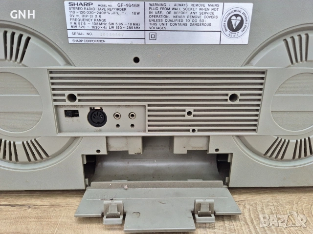Радиокасетофон Sharp GF-4646E, снимка 8 - Радиокасетофони, транзистори - 55190406