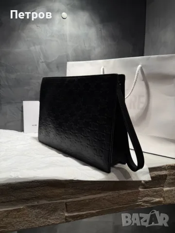 100% Оригинален Celine Clutch Bag – като нов, Monogram, снимка 5 - Чанти - 55444790