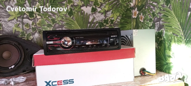 Авто плеър за кола Sony с аукс, снимка 2 - Ресийвъри, усилватели, смесителни пултове - 54104650
