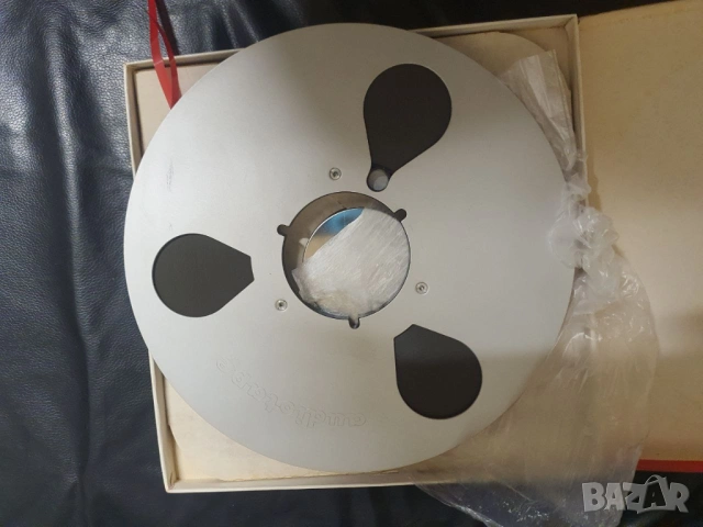 Магнетофонна ролка Audiotape В много добро състояние. 26,5см. 10,5" , снимка 4 - Други - 54319206