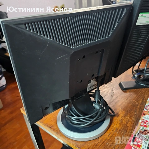 3 работещи монитора Acer, Dell и Samsung - DVI/VGA, снимка 7 - Монитори - 48696556