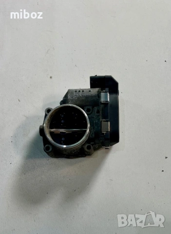 Дроселова клапа N43 BMW E90 БМВ, снимка 2 - Части - 53652337