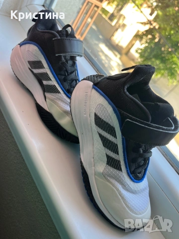 Мартонки ownthegame Adidas , снимка 7 - Детски маратонки - 54423916