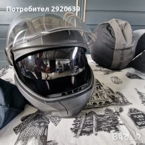 Каска за мотор BMW черна systeme 6 Schubert