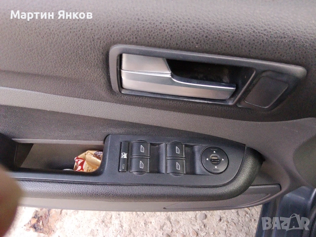 Продавам изключително запазен ford focus 1.6i, бензин., снимка 7 - Автомобили и джипове - 55249889