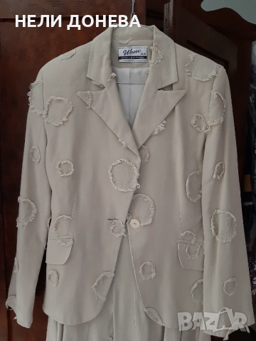 Костюм ЛЕН с красиви Апликации-САКО и ПОЛА богата "IVIS Collection" !, снимка 2 - Костюми - 54235413