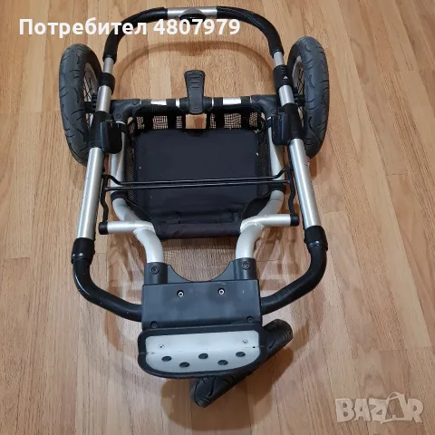 Бебешка количка Mutsy 3 Rider, с два коша и пълен комплект аксесоар, снимка 13 - Детски колички - 55565593