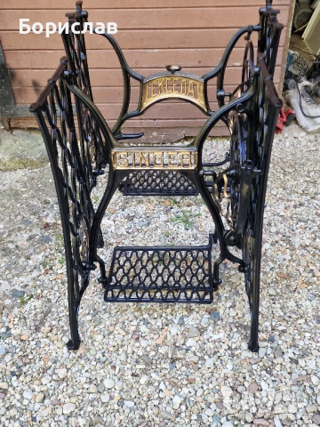 Метални крака от шевна машина Singer , снимка 11 - Шевни машини - 54316514