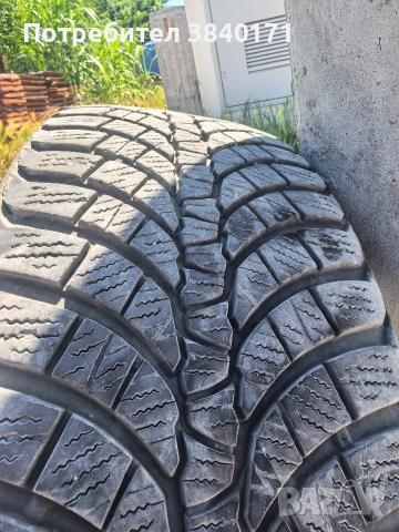 Продавам зимни гуми 225/45R18, снимка 4 - Гуми и джанти - 54847832