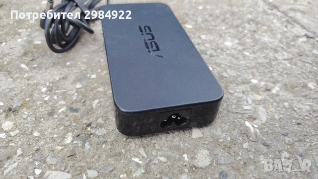 Oригинално зарядно устройство за лаптоп ASUS, модел PA-1121-28, 19V, 6.32A, снимка 2 - Кабели и адаптери - 55269347