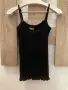 Черен топ на Guess, размер М, снимка 2