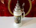 Порцеланова халба с калаен капак,пивоварна Binding. , снимка 1