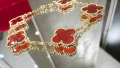 Van Cleef & Arpels VCA 5 Motifs Gold Red Carnelian Vintage Alhambra Дамска Гривна, снимка 3