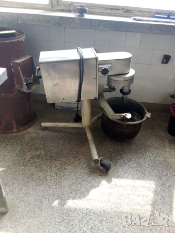 Сладкарски миксер