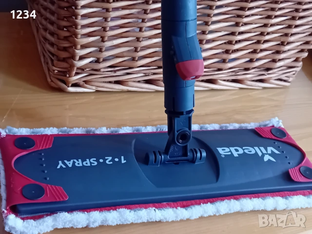 Vileda нов спрей моп, снимка 3 - Мопове, кофи, четки и метли - 53958412