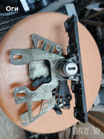 Ключалка заден капак за Фолксваген Пасат В5 97-01г. 3B0 827 297 / 3B0827297