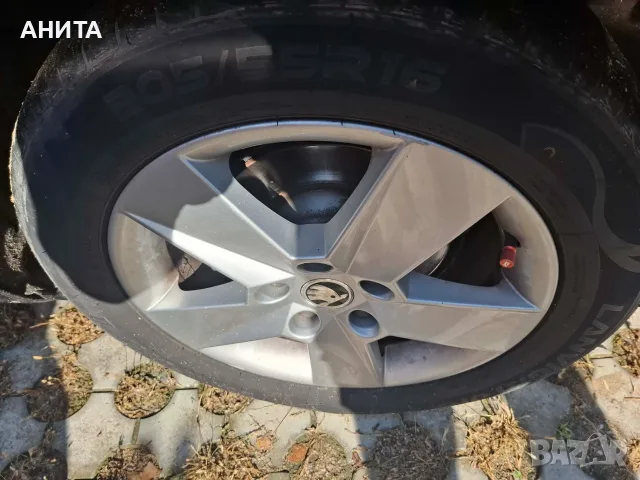 Алуминиеви -оригинални джанти с гуми за Шкода Октавиа 3, снимка 6 - Гуми и джанти - 55533861